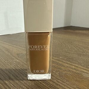 Dior Forever Natural Nude Foundation in shade 4.5N